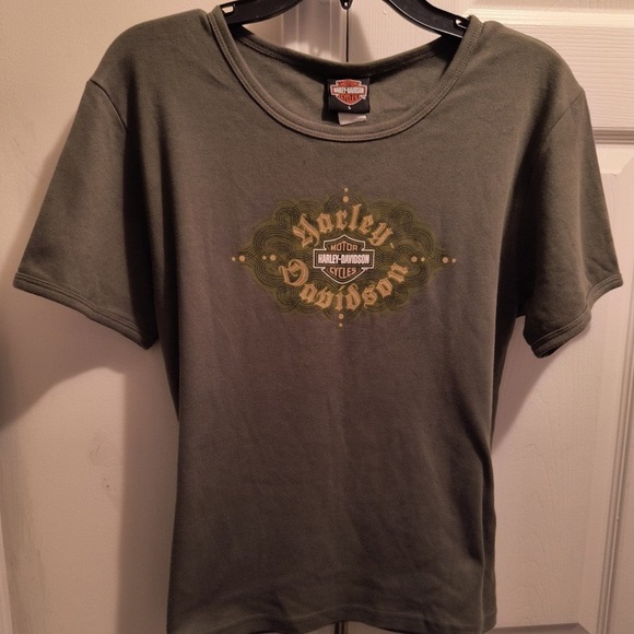 Harley Davidson women's Green vintage Graphics Scoop neck T-shirt. - Picture 1 of 3